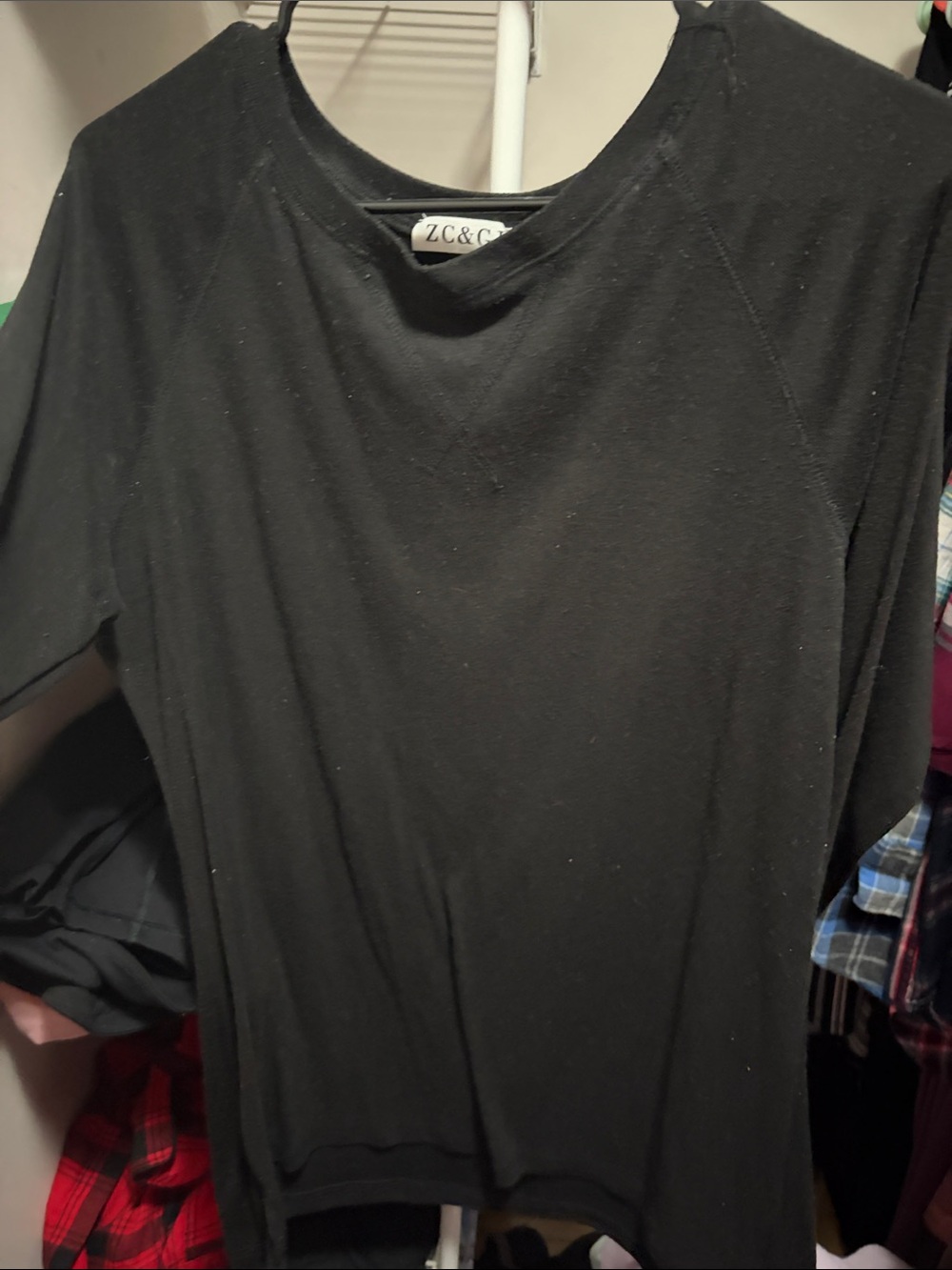 Crewneck Long Sleeve Shirt in Black